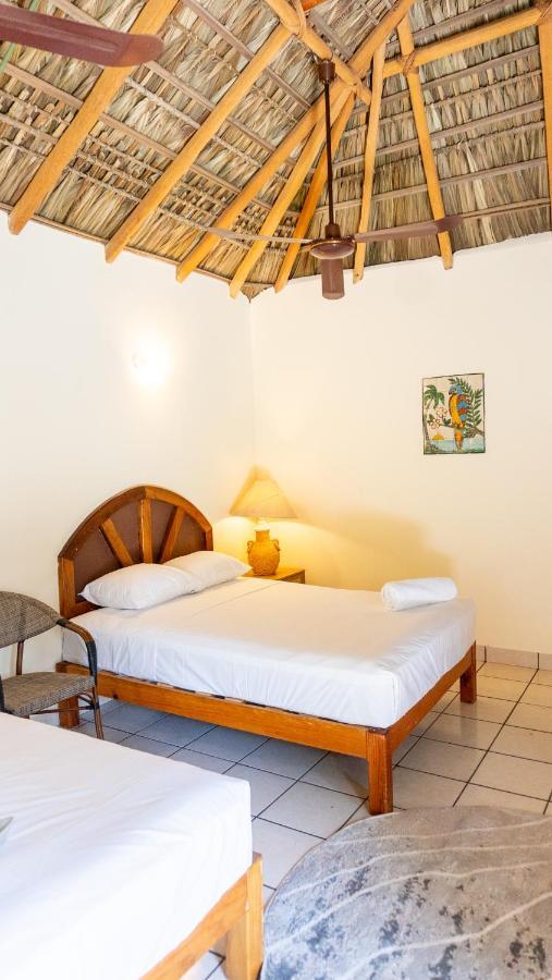 Отель Esencia Puerto Escondido Пуэрто-Эскондидо Экстерьер фото