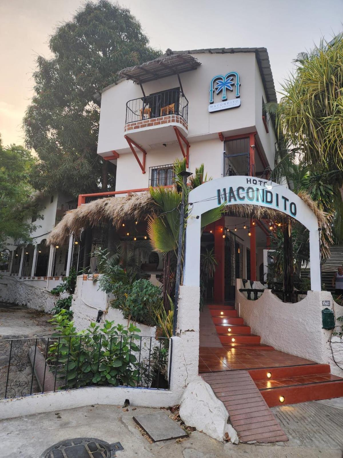 Отель Esencia Puerto Escondido Пуэрто-Эскондидо Экстерьер фото